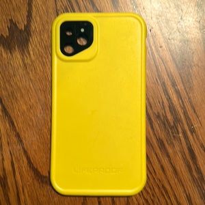 Life proof Free IPhone 11 case in Yellow, used for about 2 weeks.